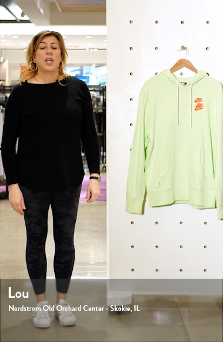 Sportswear World Tour Graphic Hooded Sweatshirt, sales video thumbnail