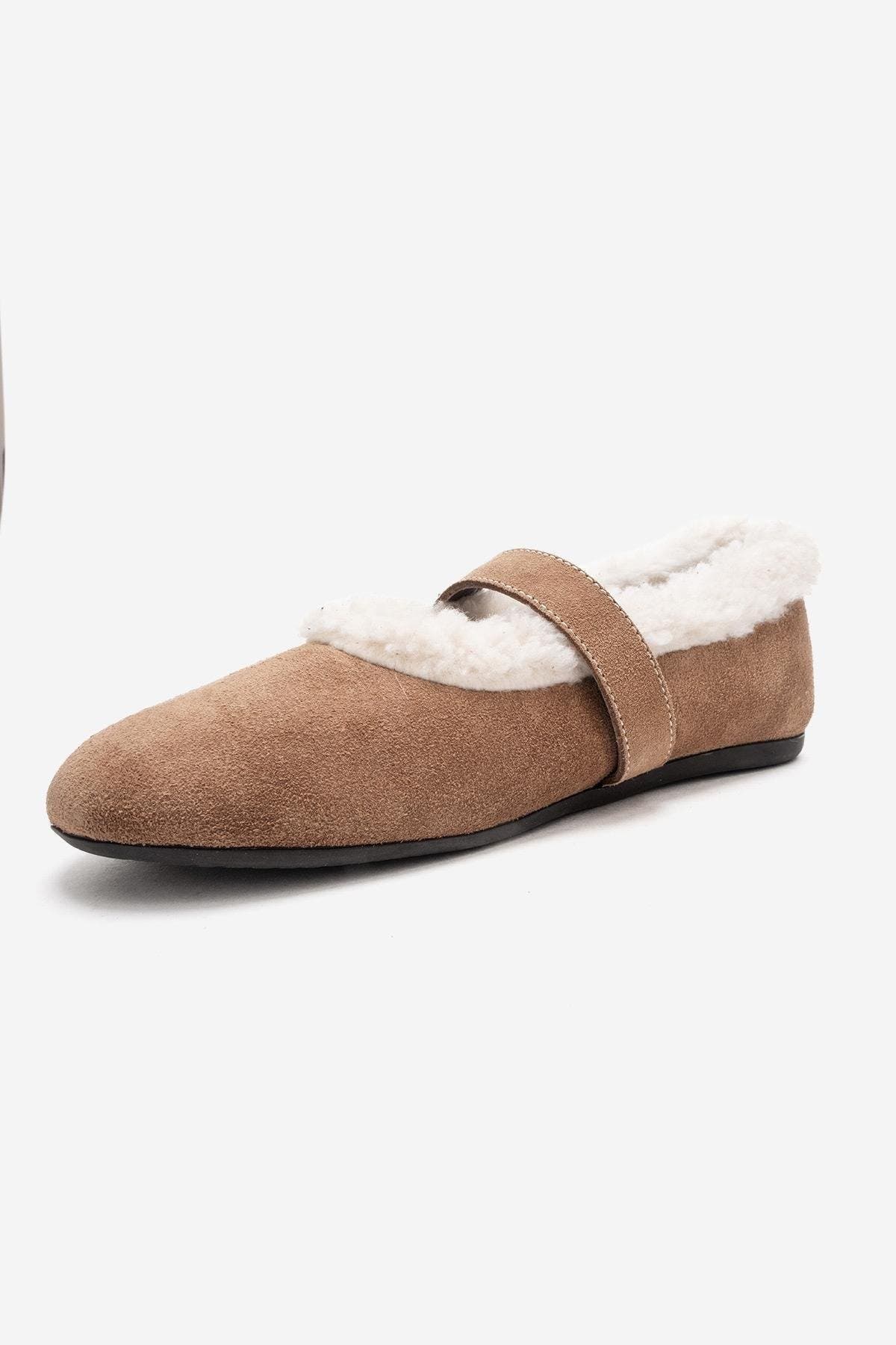 Guin Leather Strap Flat, Alternate, color, Cognac Suede Leather