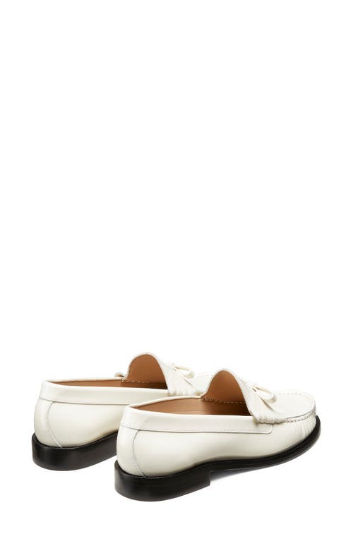 Stuart Weitzman Lottie Leather Bow Loafers In Cream
