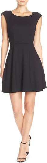 french connection whisper light fit & flare dress Amazon.com: French Connection Women's Women's Whisper Light Dress Dress, Cool Dream Blue, 6 : Clothing, Shoes & Jewelry