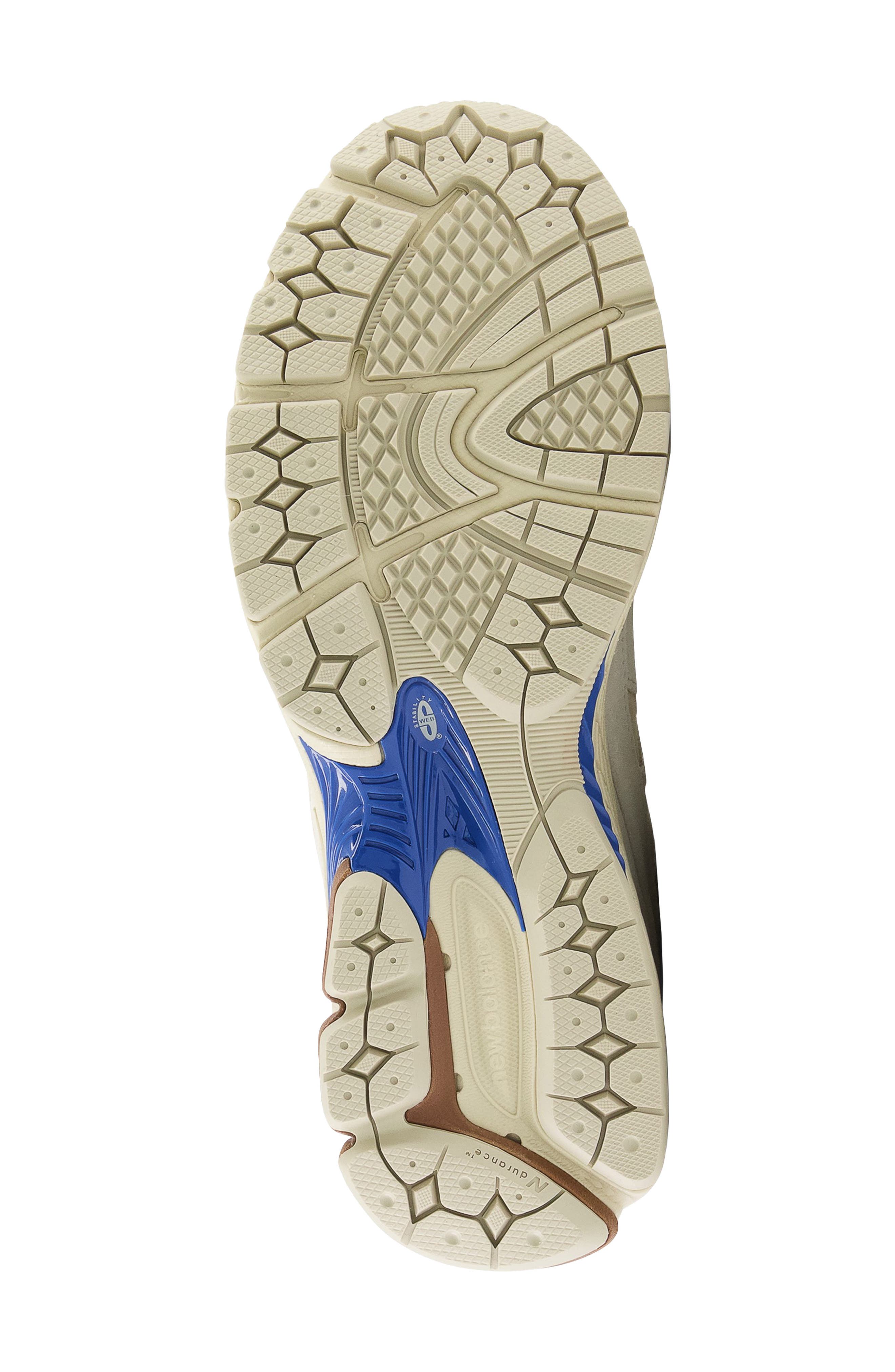 New Balance Gender Inclusive 2002R Sneaker, Alternate, color, Sandstone/ Timberwolf