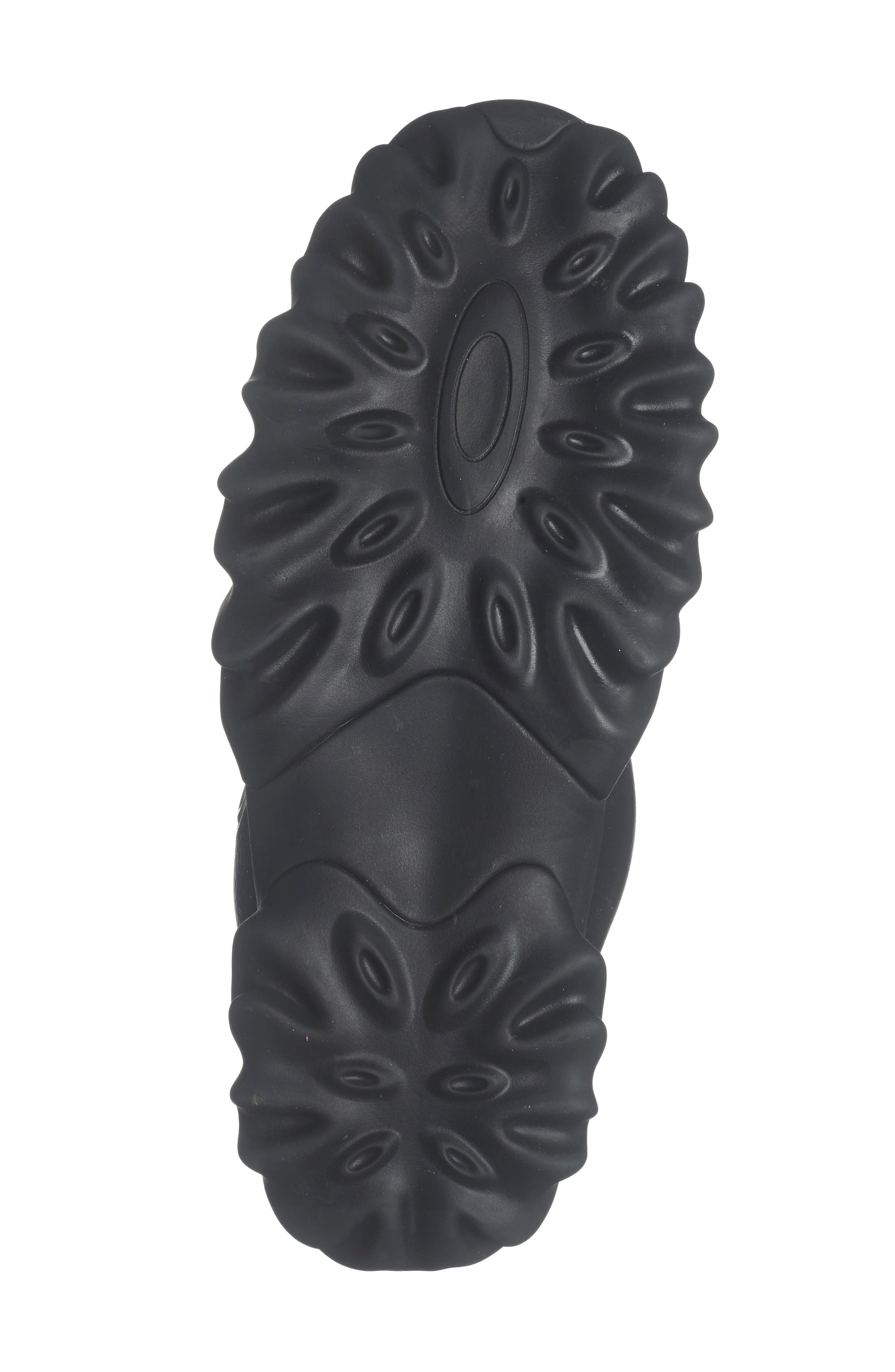 Oakley Factory Team Chop Saw Mixed Media Sneaker, Alternate, color, Black/ Chive