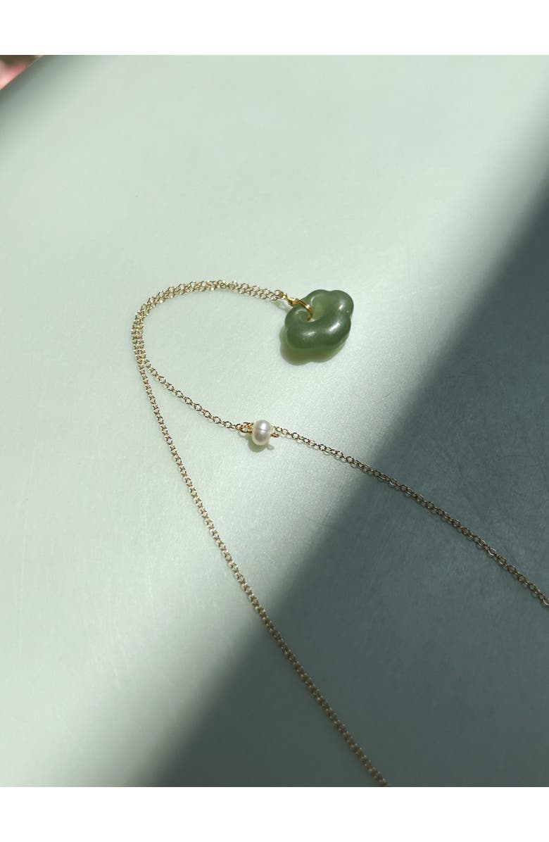 seree Cloud Green jade pendant necklace, Alternate, color, Light Green