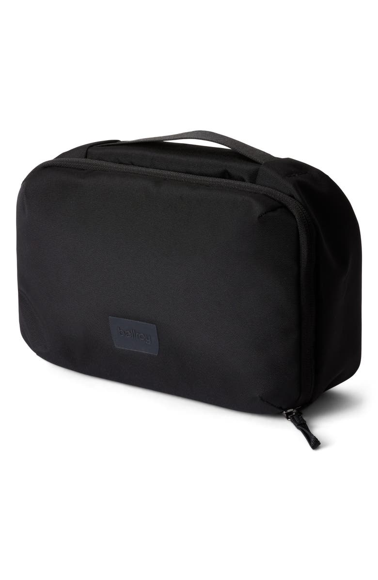 Bellroy Hanging Water Resistant Toiletry Kit, Main, color, Black