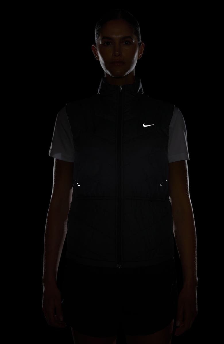Nike Swift Therma-FIT Running Vest, Alternate, color, Black/ Reflective Silver