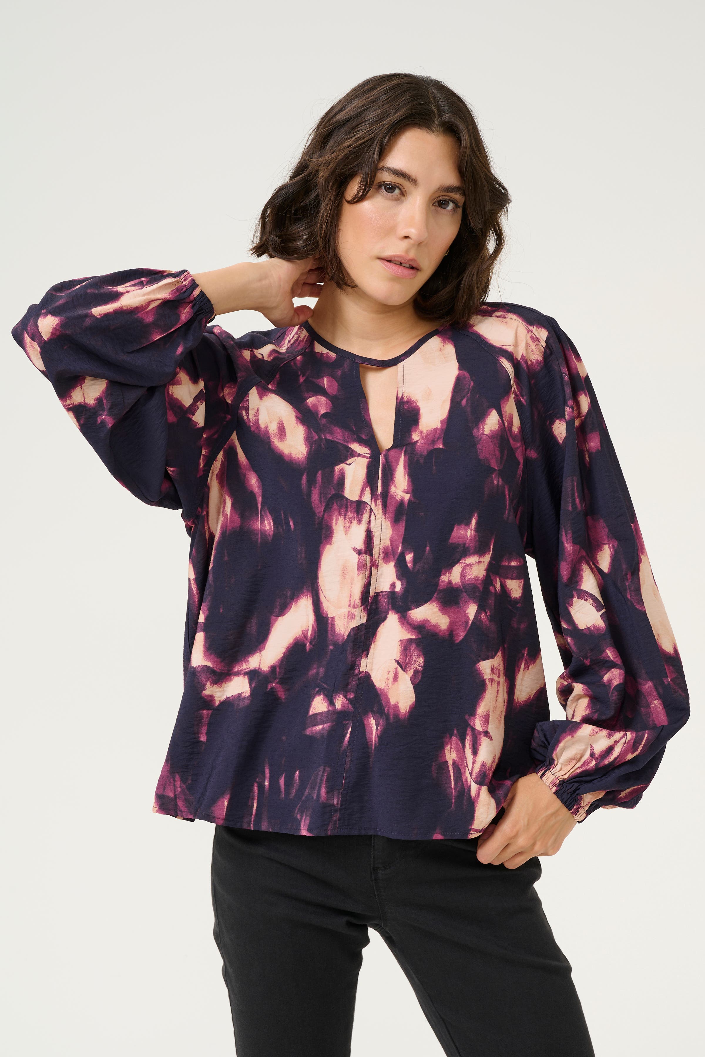 Kadunora Cutout Neck Casual Fit Blouse - image 3