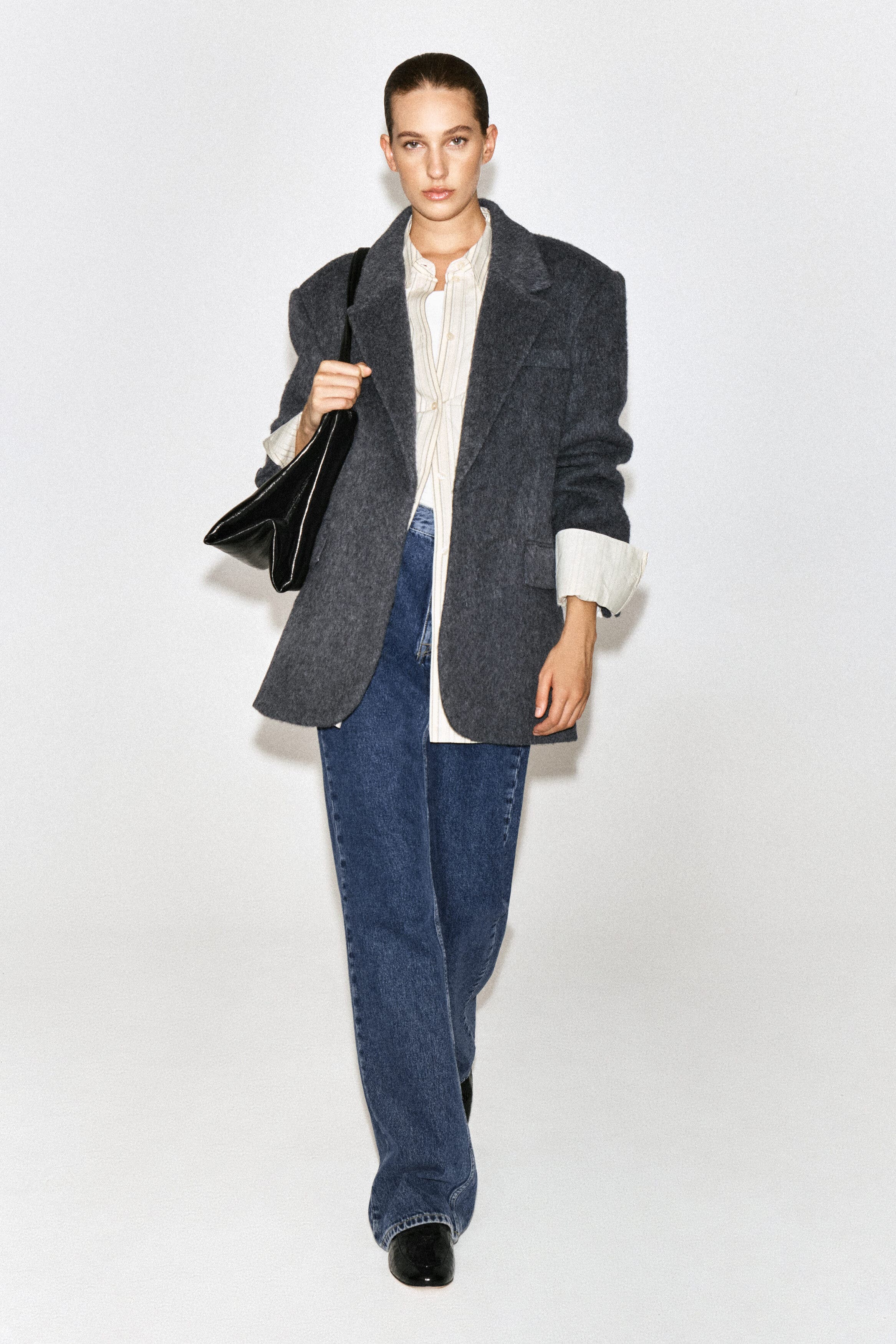 selected CHARCOAL MÉLANGE