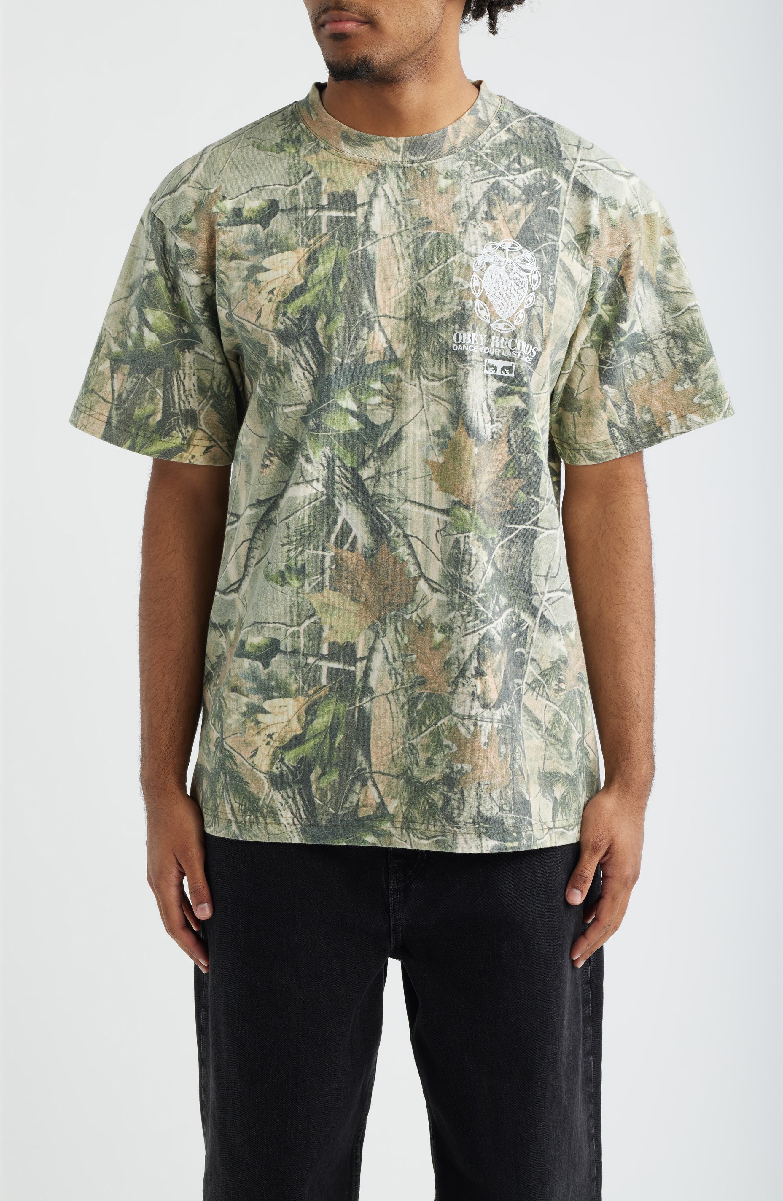 selected LEAF CAMO