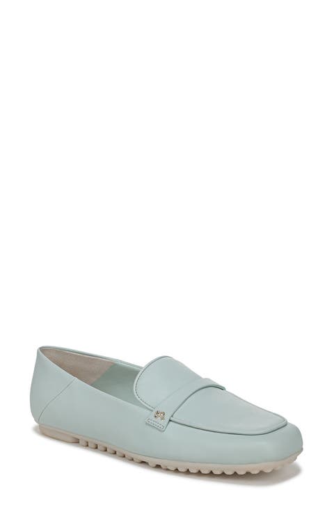 Zoey Loafer (Women)