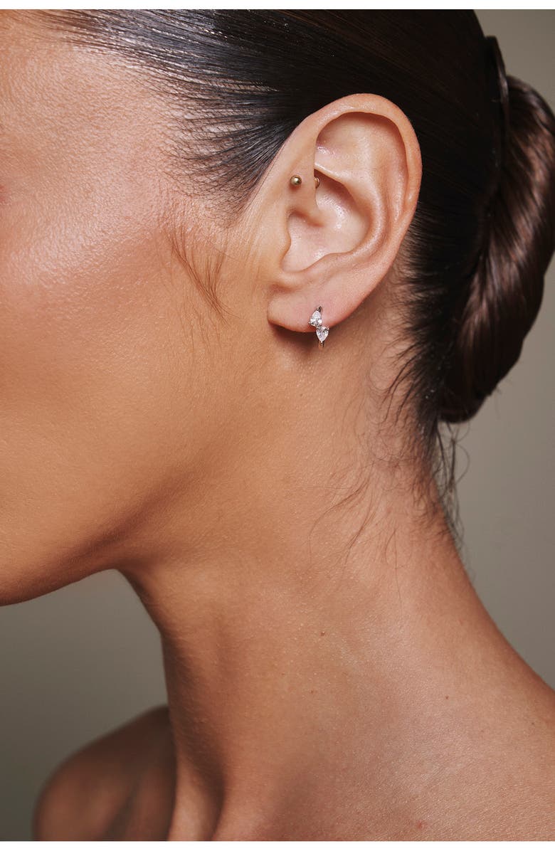 LILI CLASPE Bryn Huggie Earrings, Alternate, color, Silver