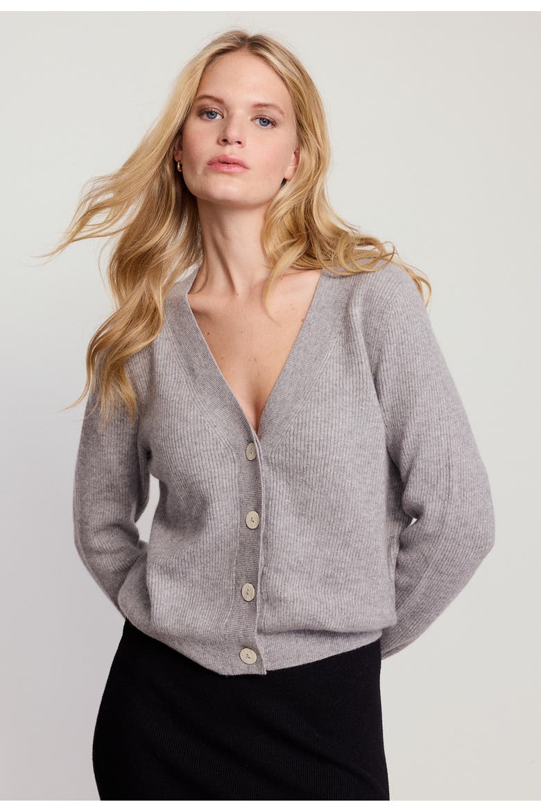 The Cashmere V-Neck Sweater, Alternate, color, Heather Grey