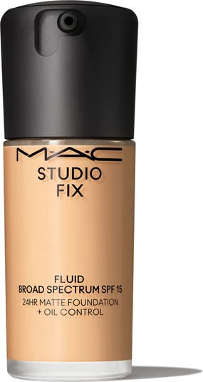MAC Cosmetics Studio Fix Fluid SPF 15 24HR Matte Foundation Oil