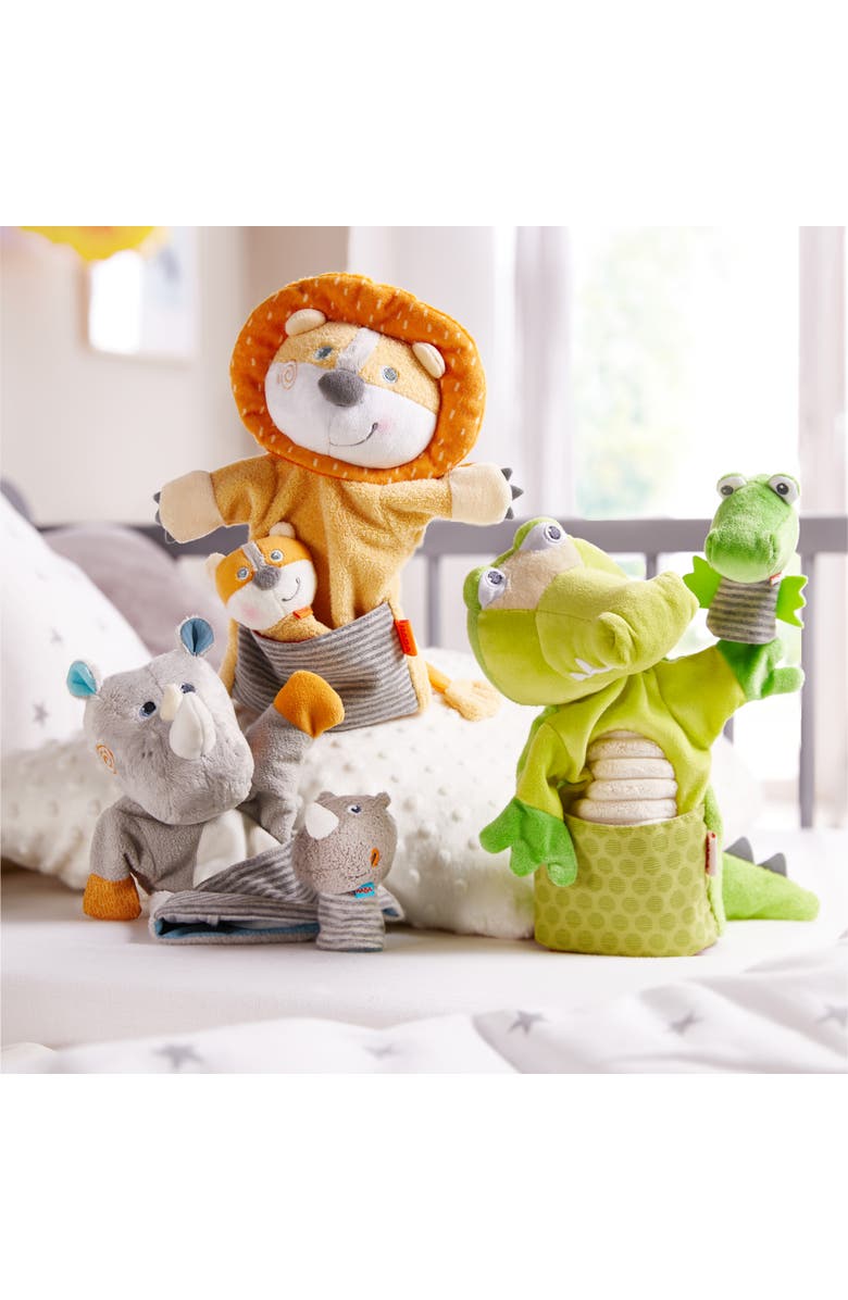 HABA Crocodile & Baby Finger Puppet Set - Hand Puppets for Kids - Toddler Pretend Play and Puppet Theater Toddler Activities and Learning Toys, Alternate, color, 
