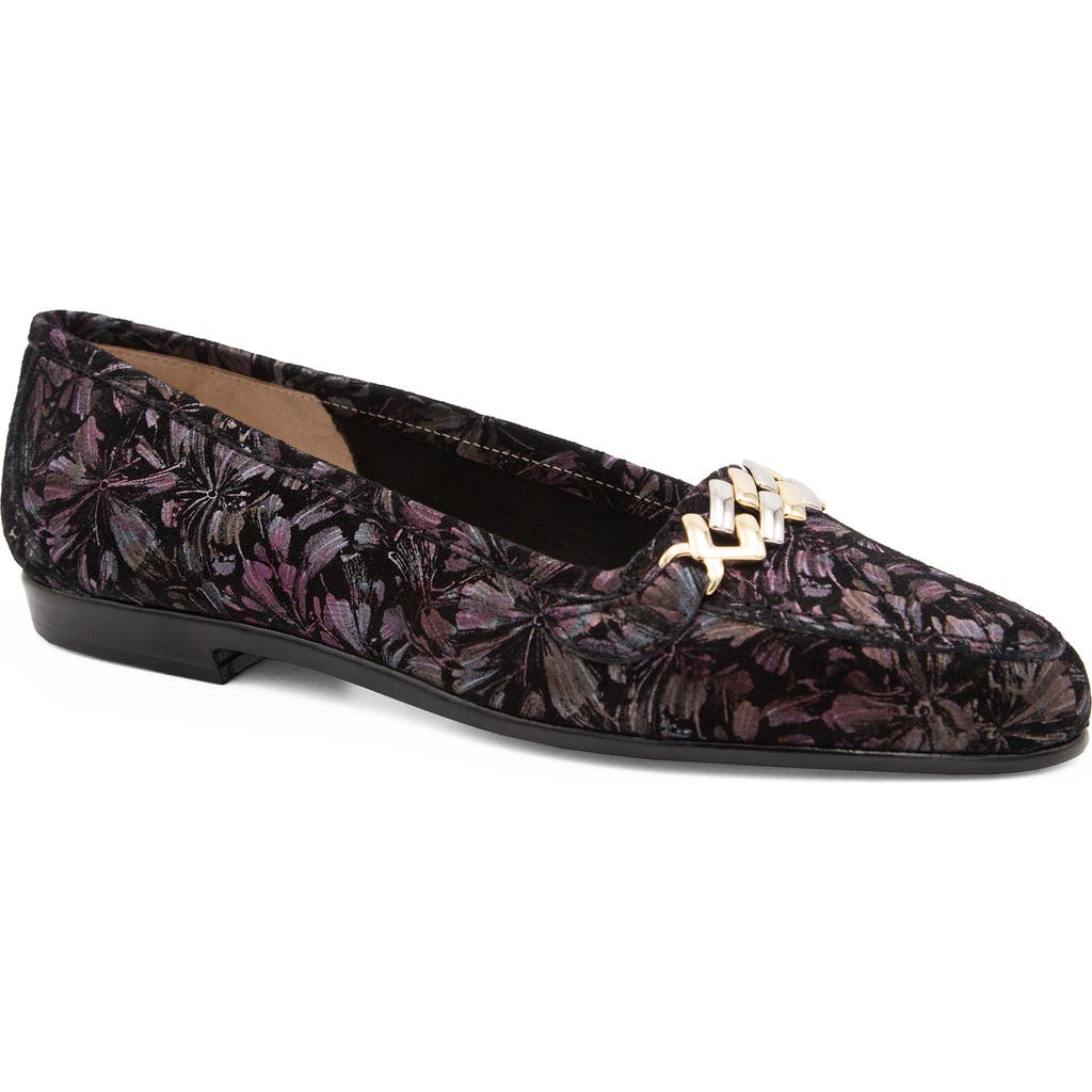 Amalfi By Rangoni Oste Loafer In Black Grove Utopia
