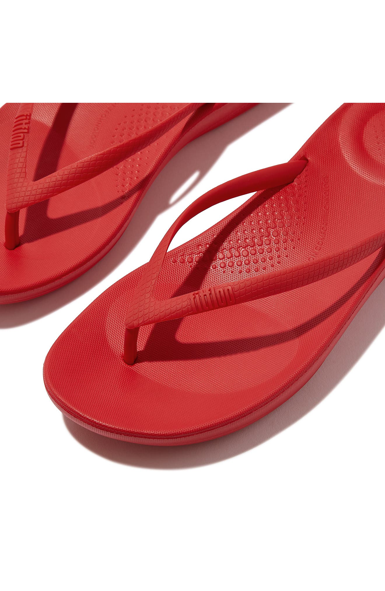 FitFlop iQushion Flip Flop, Alternate, color, Red