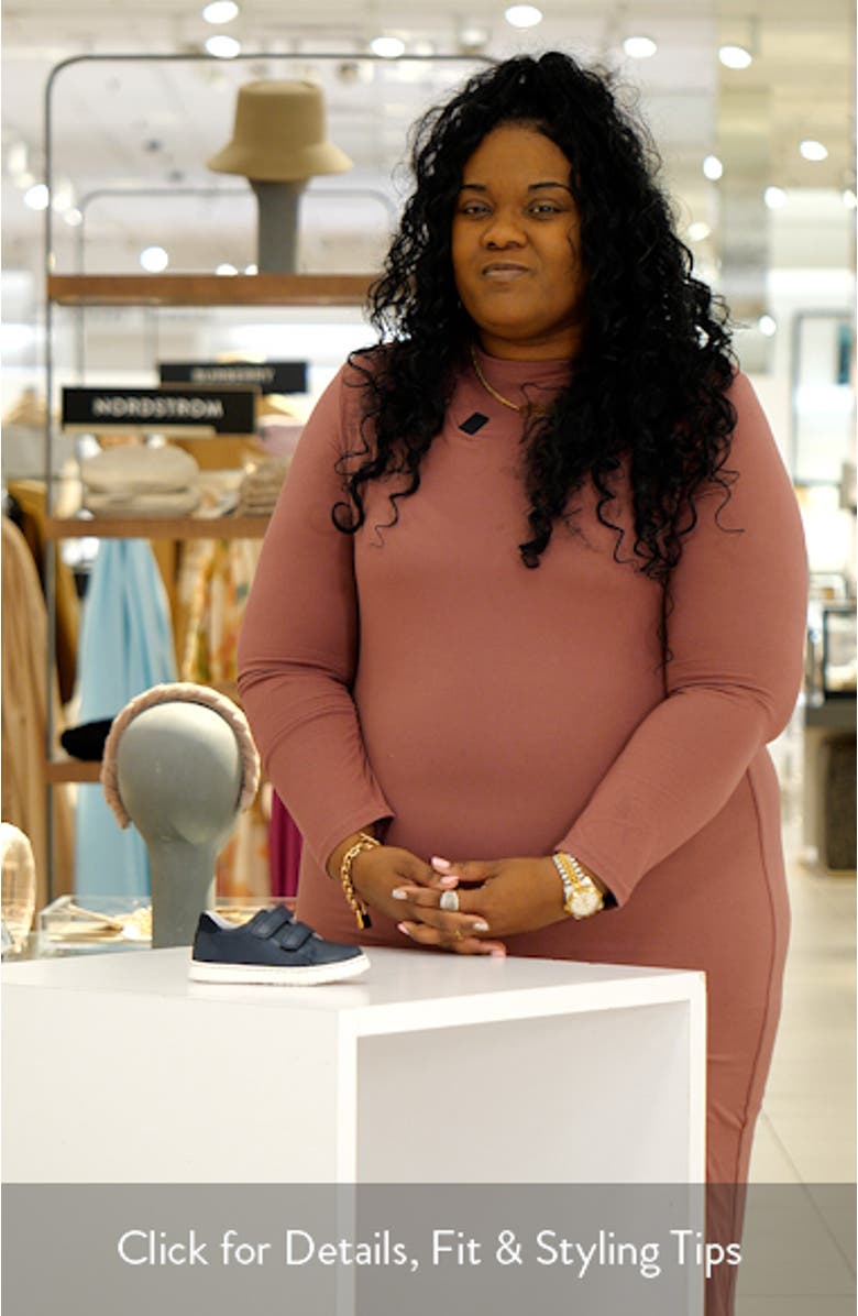 Kyle Sneaker, sales video thumbnail