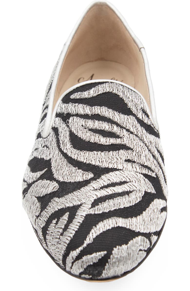 Amalfi by Rangoni Alessandra Embroidered Pump, Alternate, color,