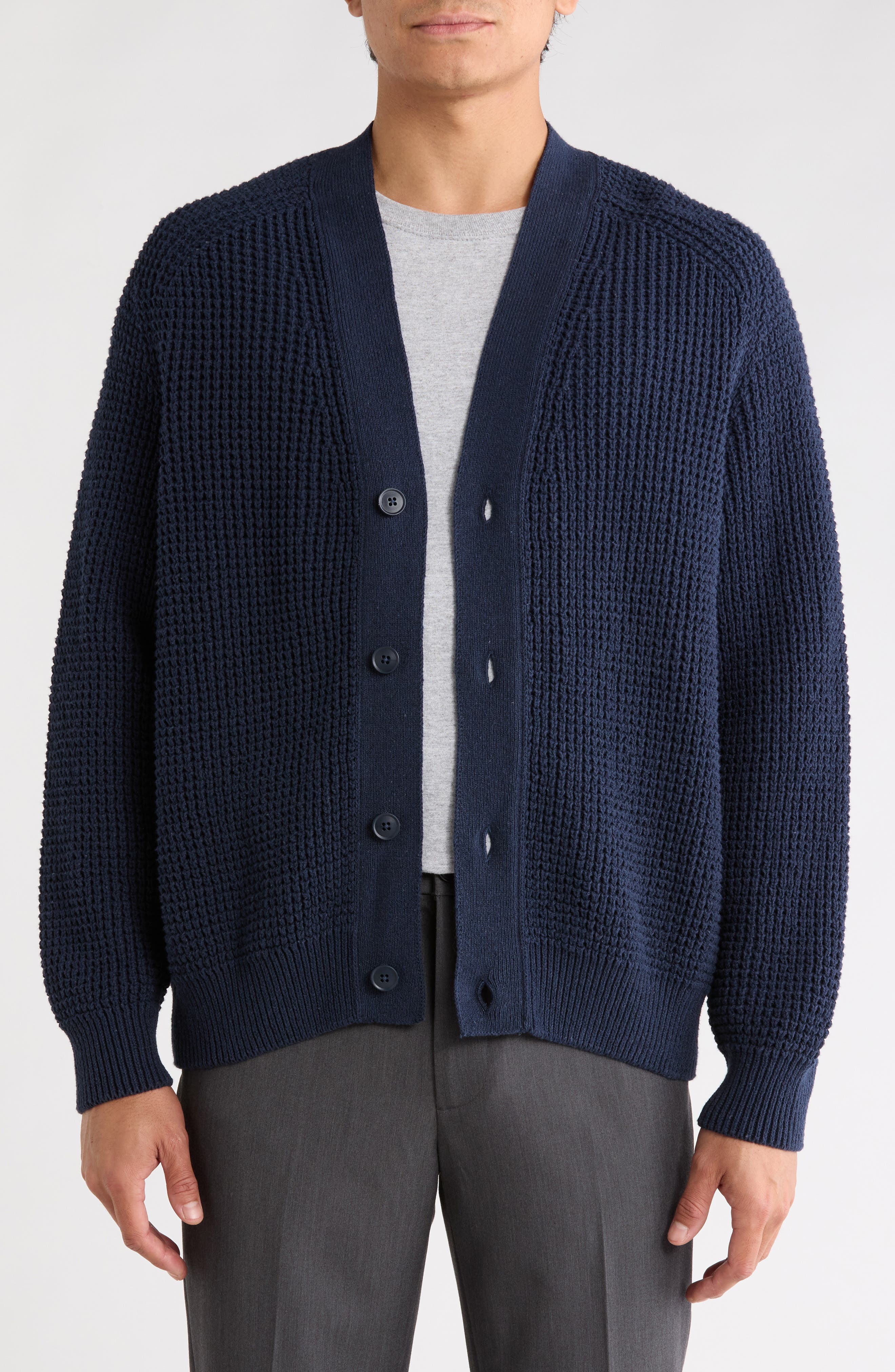 Andemo V-Neck Cardigan