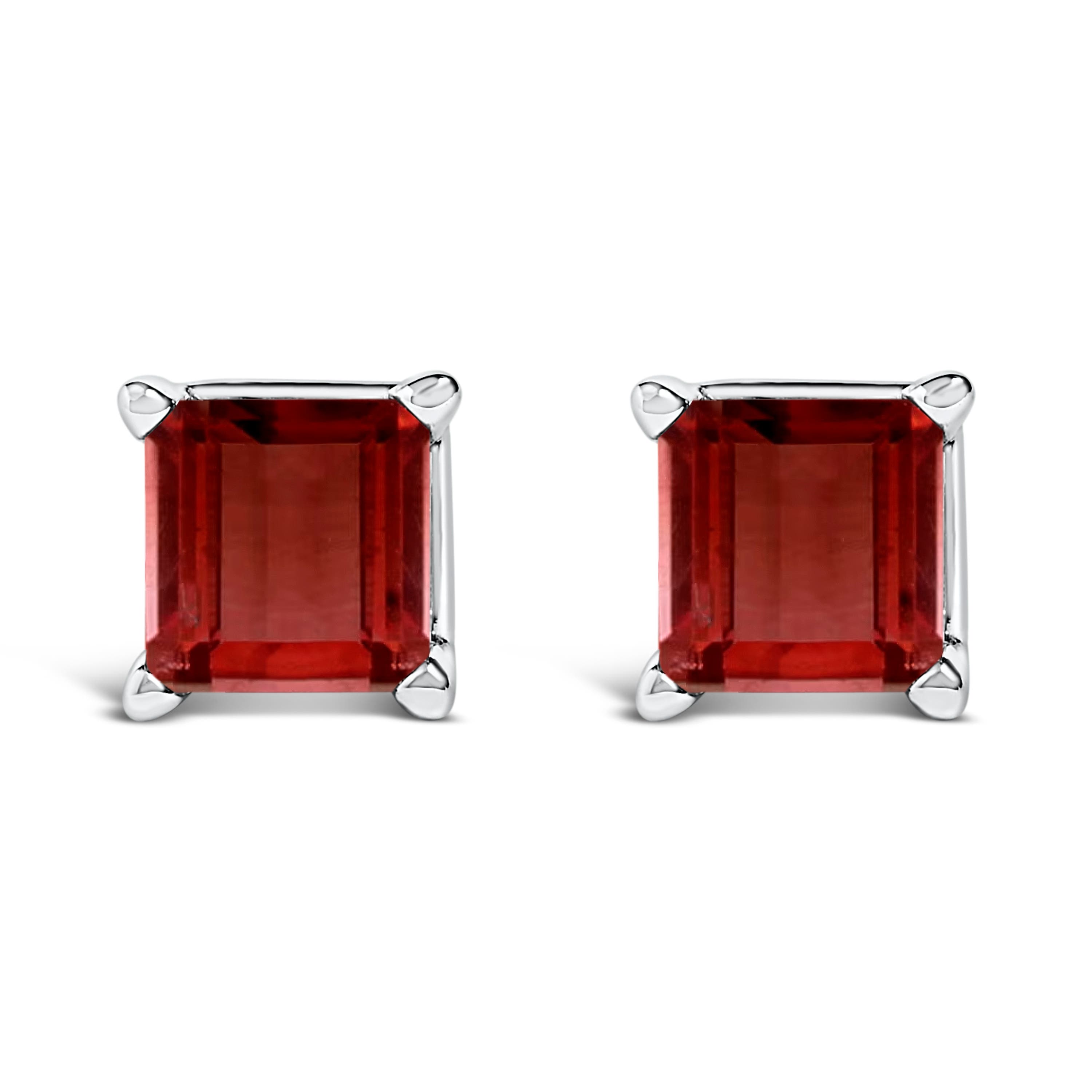 Red Garnet | White