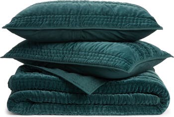 Velveteen Quilt & Shams Set