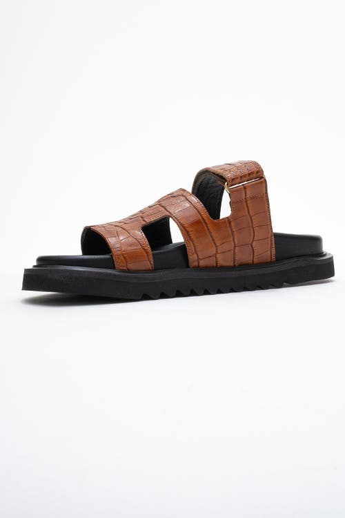 Forever & Always Shoes Loana Leather Slide Sandal In Brown
