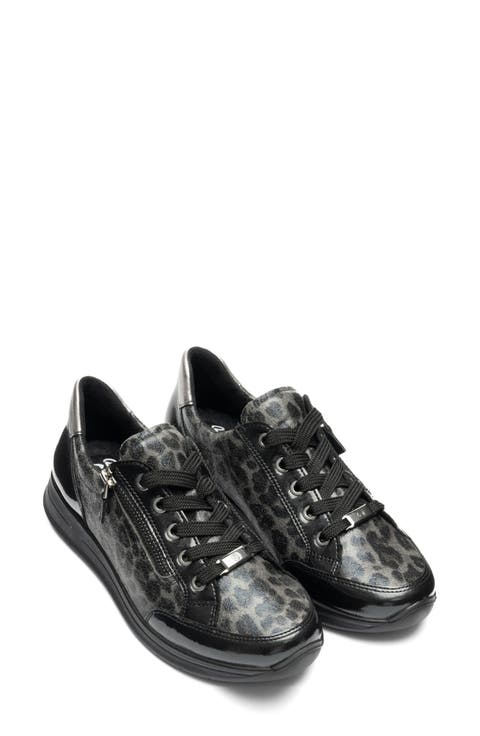 Oleanna Zip Sneaker (Women)