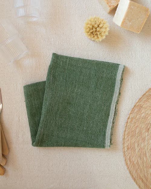 Kd Weave Hand Towel In Green
