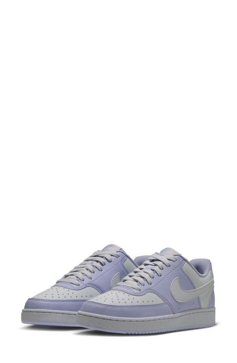 Court Vision Low Sneaker
