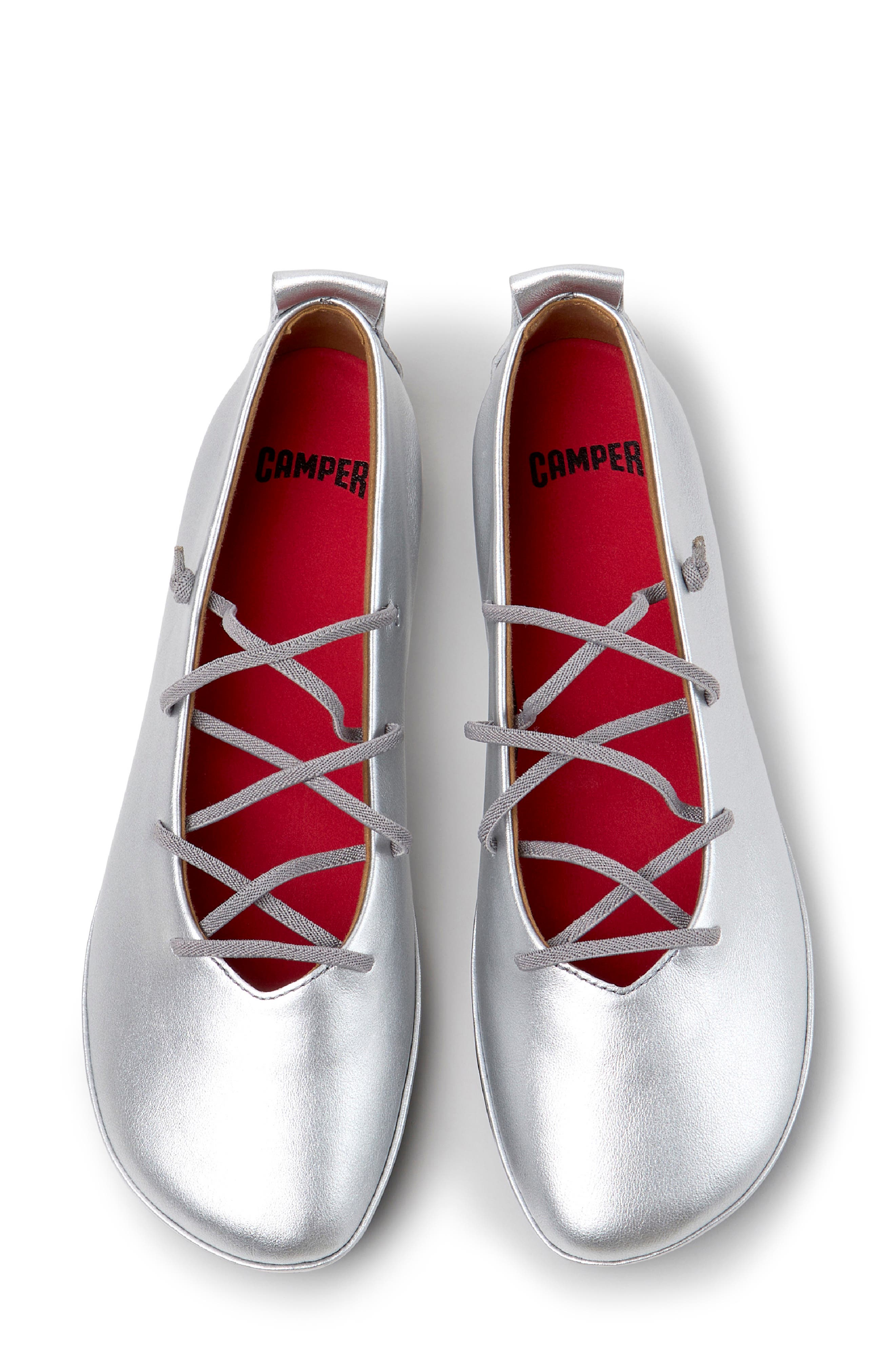 Right Nina Flat, Alternate, color, MEDIUM GRAY