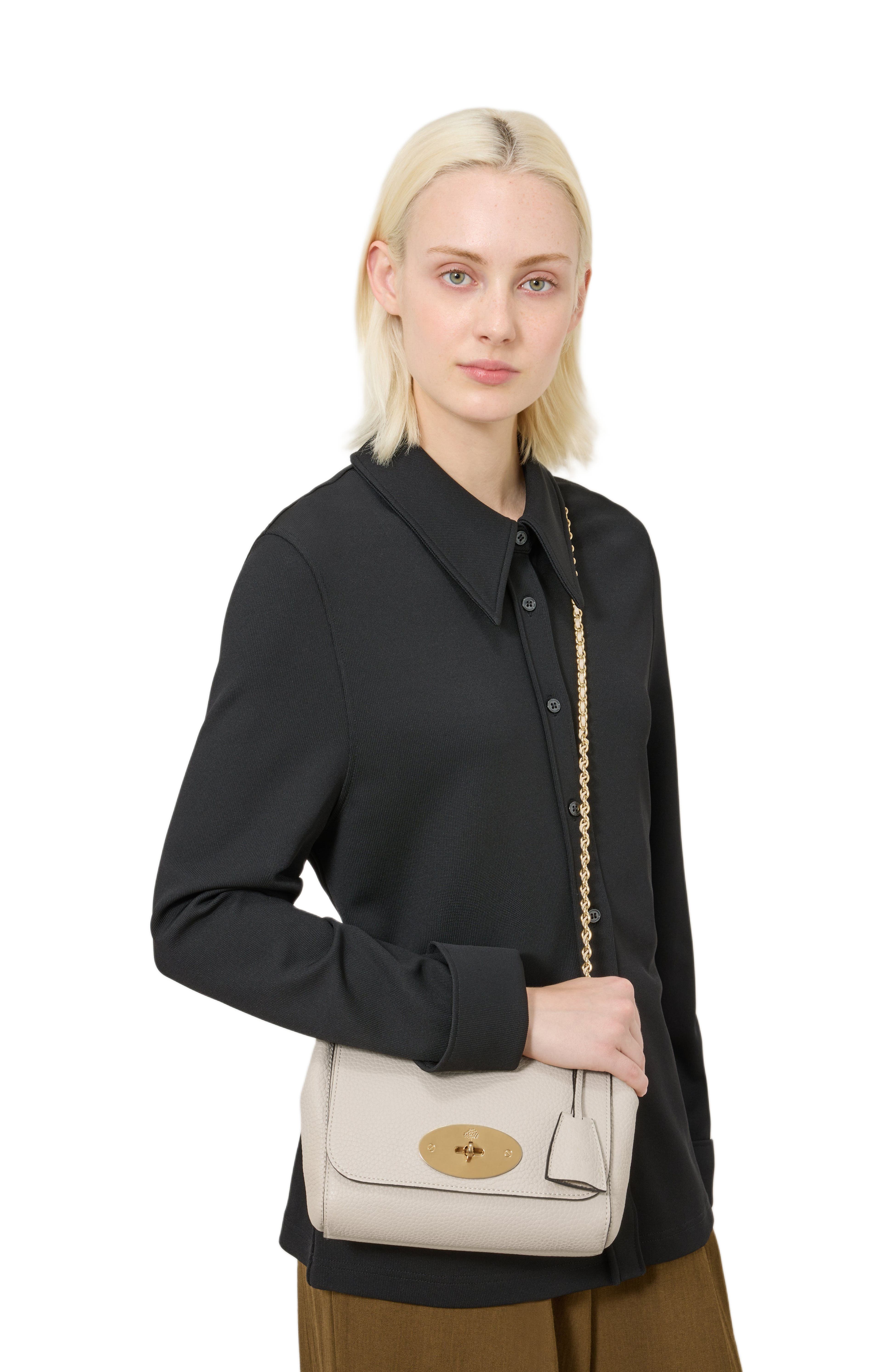 Mulberry Lily, Alternate, color, Chalk