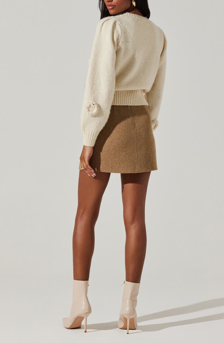 ASTR the Label Wilessa Floral Appliqué Sweater, Alternate, color, Cream