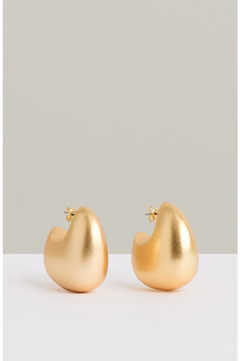 Calla Curve Scoop Earrings, Alternate, color, GOLD TONE