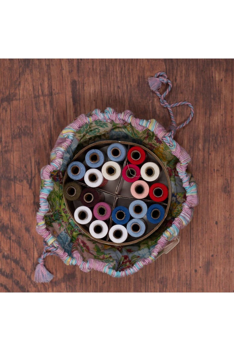 Garden Collage Patchwork Drawstring Sewing Bag + 20 Spools of Thread, Alternate, color, Green