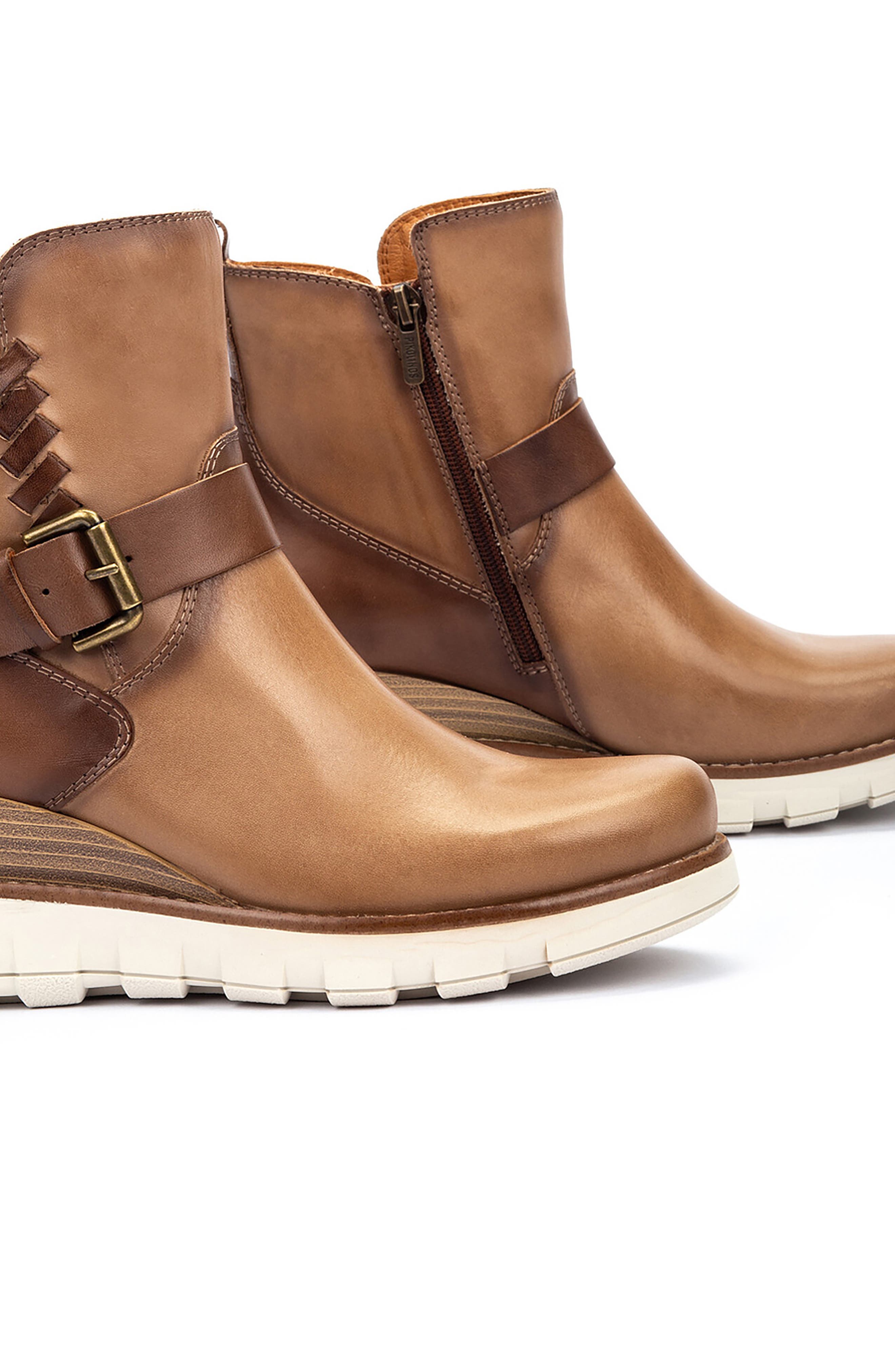 PIKOLINOS Sanlucar Wedge Bootie, Alternate, color, Castor