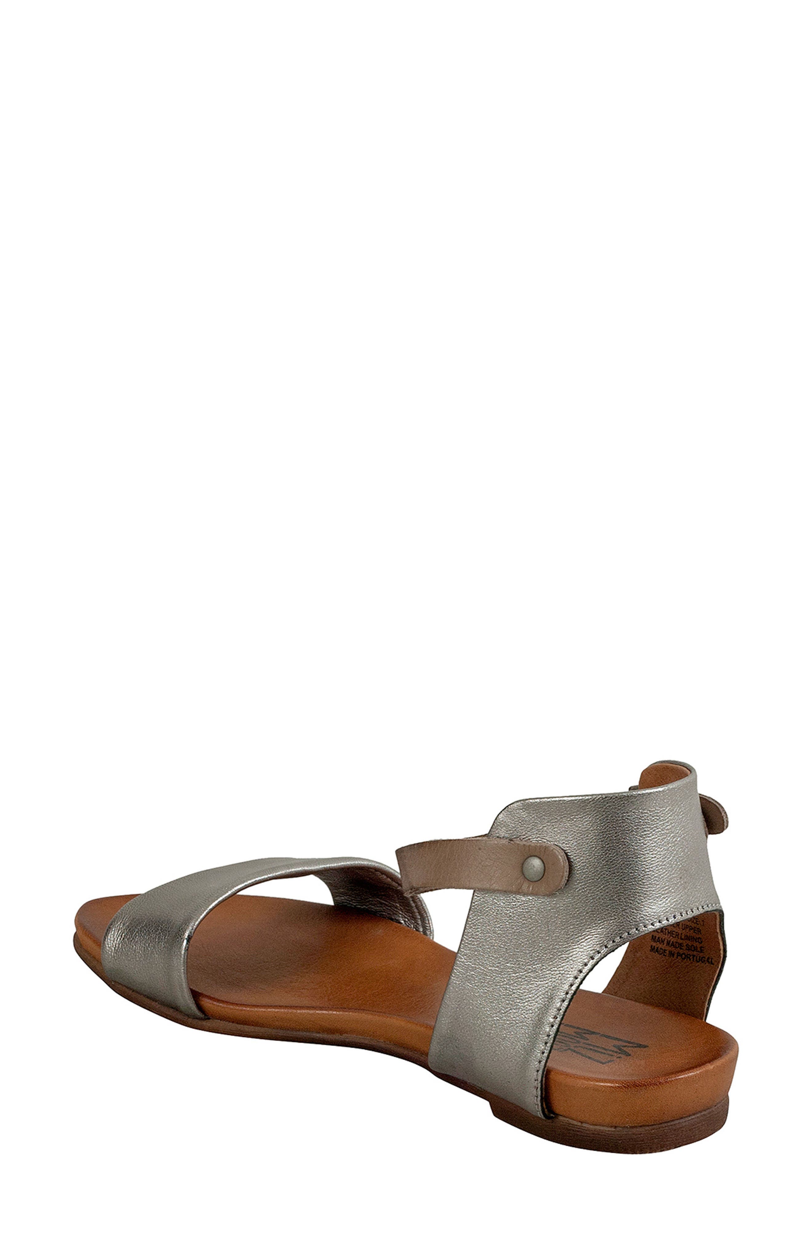 Miz Mooz Alanis Flat Sandal, Alternate, color, 