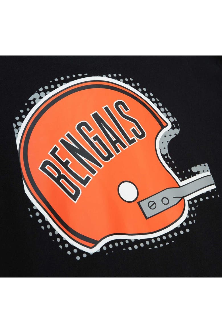 Men's Mitchell & Ness Black Cincinnati Bengals Gridiron Classics Big Face 7.0 Pullover Hoodie, Alternate, color, Black
