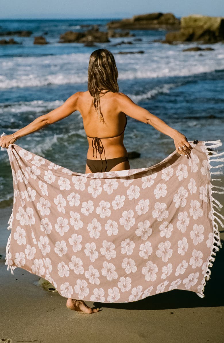 Slowtide Hau Floral Turkish Towel, Alternate, color, Fawn