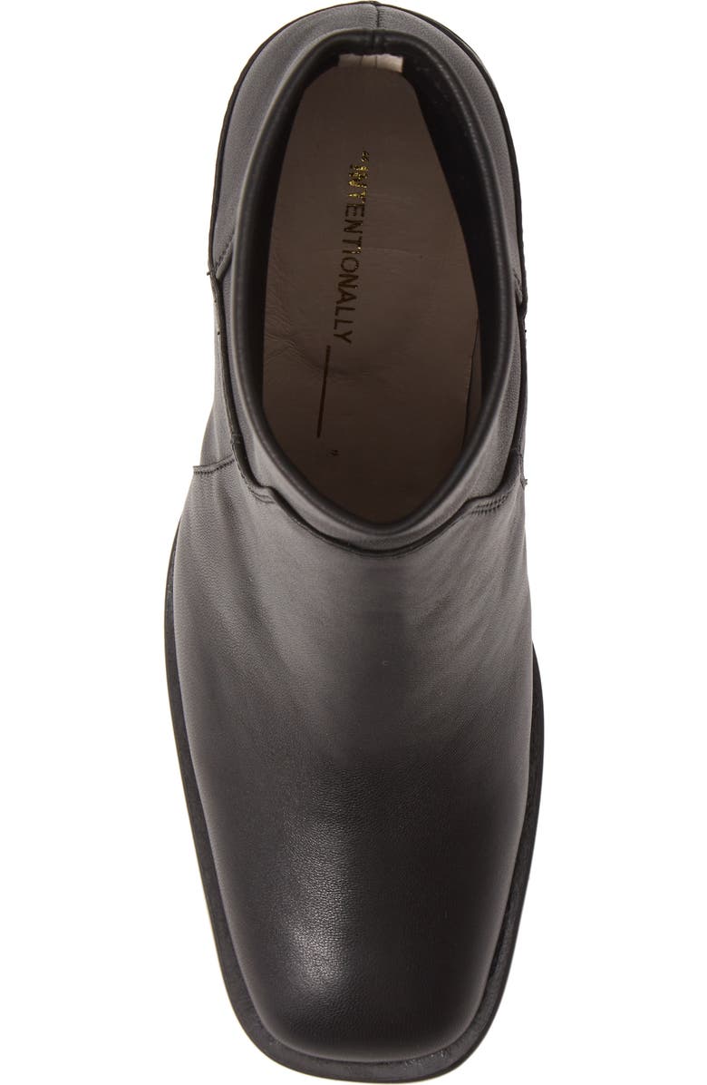 INTENTIONALLY BLANK Mr Bootie, Alternate, color,