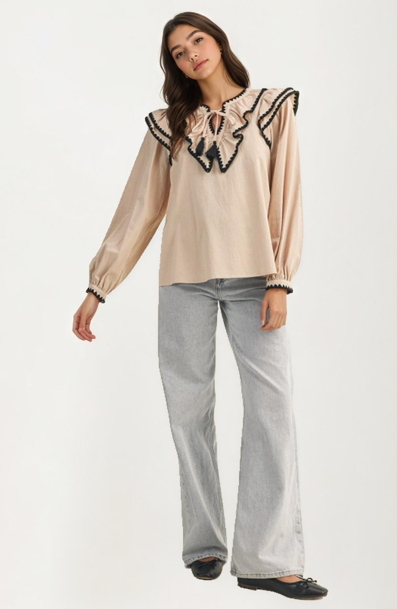 Knit and Lounge Ruffle Trim Oversized Contrast Collar Blouse, Alternate, color, Beige / Black