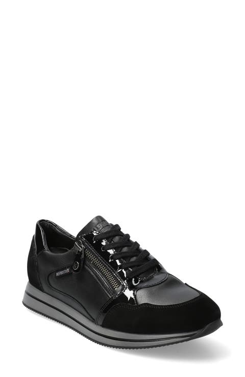 Leenie Sneaker