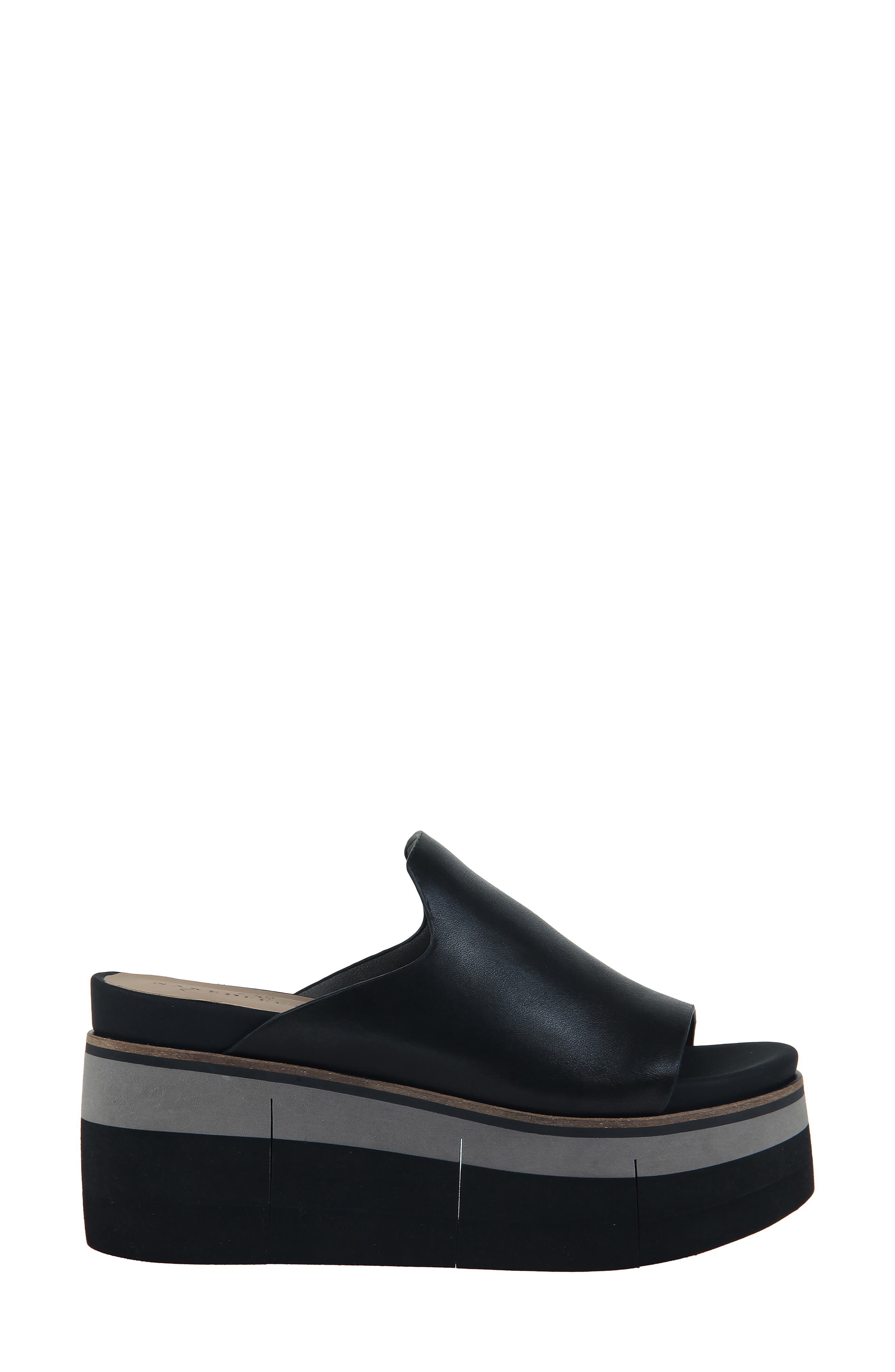 Naked Feet - Flow Sandal main image 0
