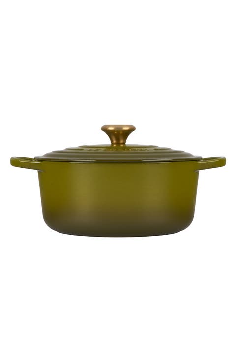 Signature 5.5-Quart Round Enamel Cast Iron French/Dutch Oven