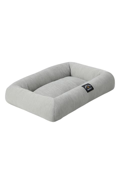 Sleepy Tail Society 16-Inch Cooling Pet Bed