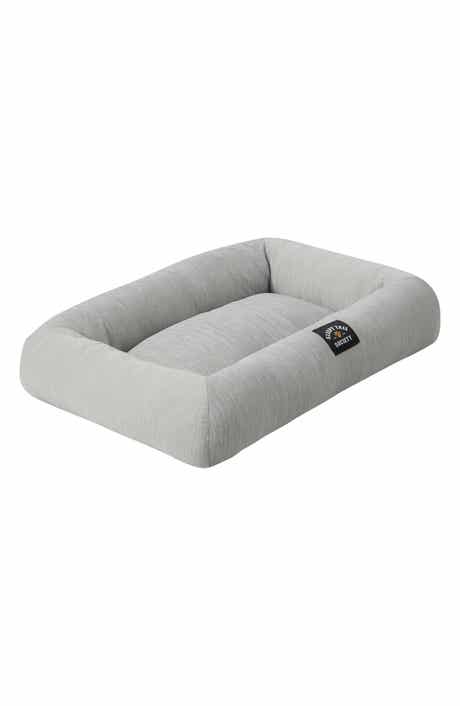 Sleepy Tail Society 16-Inch Cooling Pet Bed