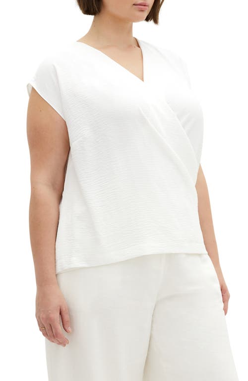 City Chic Ciara Crepe Top In Ivory