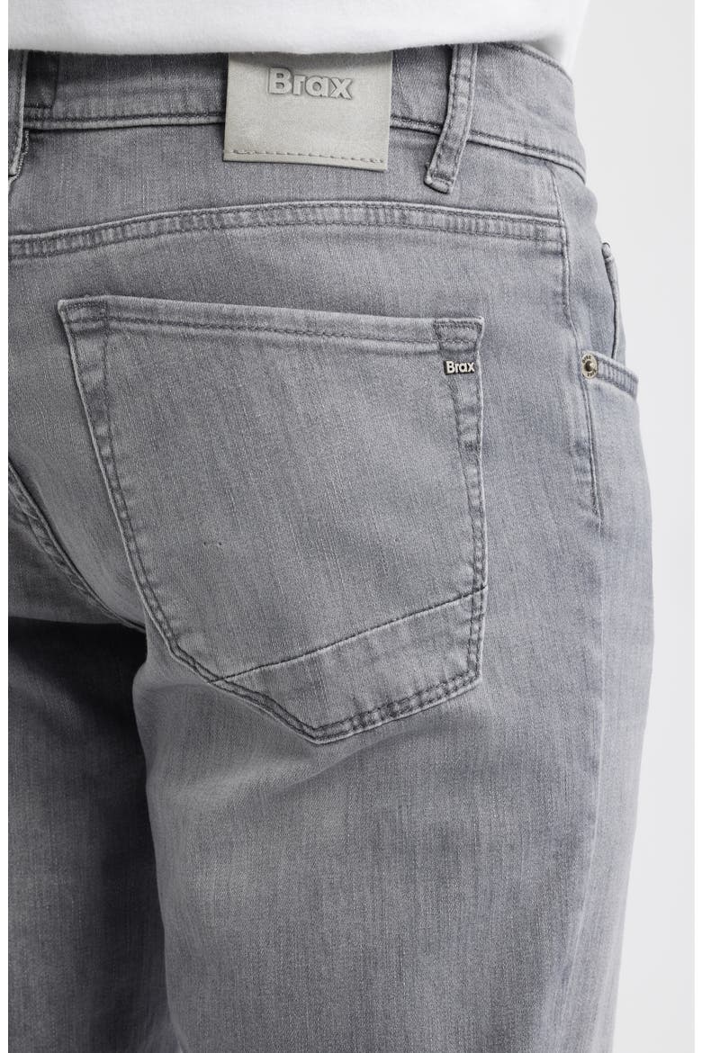 Chuck Hi-Flex Light Modern Fit Jeans, Alternate, color, SILVER GREY USED