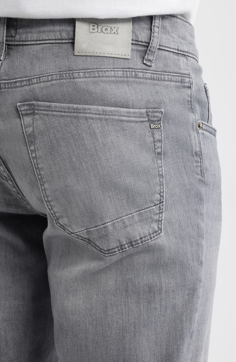 Brax Chuck Hi-Flex Light Modern Fit Jeans, Alternate, color, Silver Grey Used