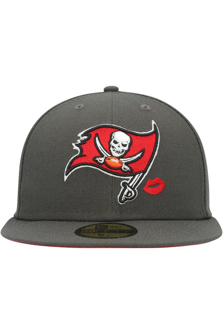 Men's New Era Pewter Tampa Bay Buccaneers Lips 59FIFTY Fitted Hat, Alternate, color, Pewter