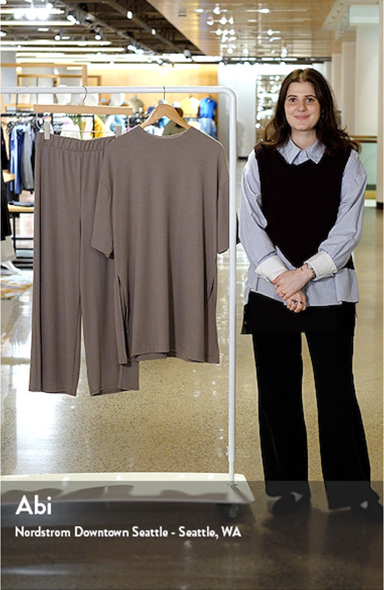 Lex Rib Oversize T-Shirt & High Waist Crop Pants, sales video thumbnail