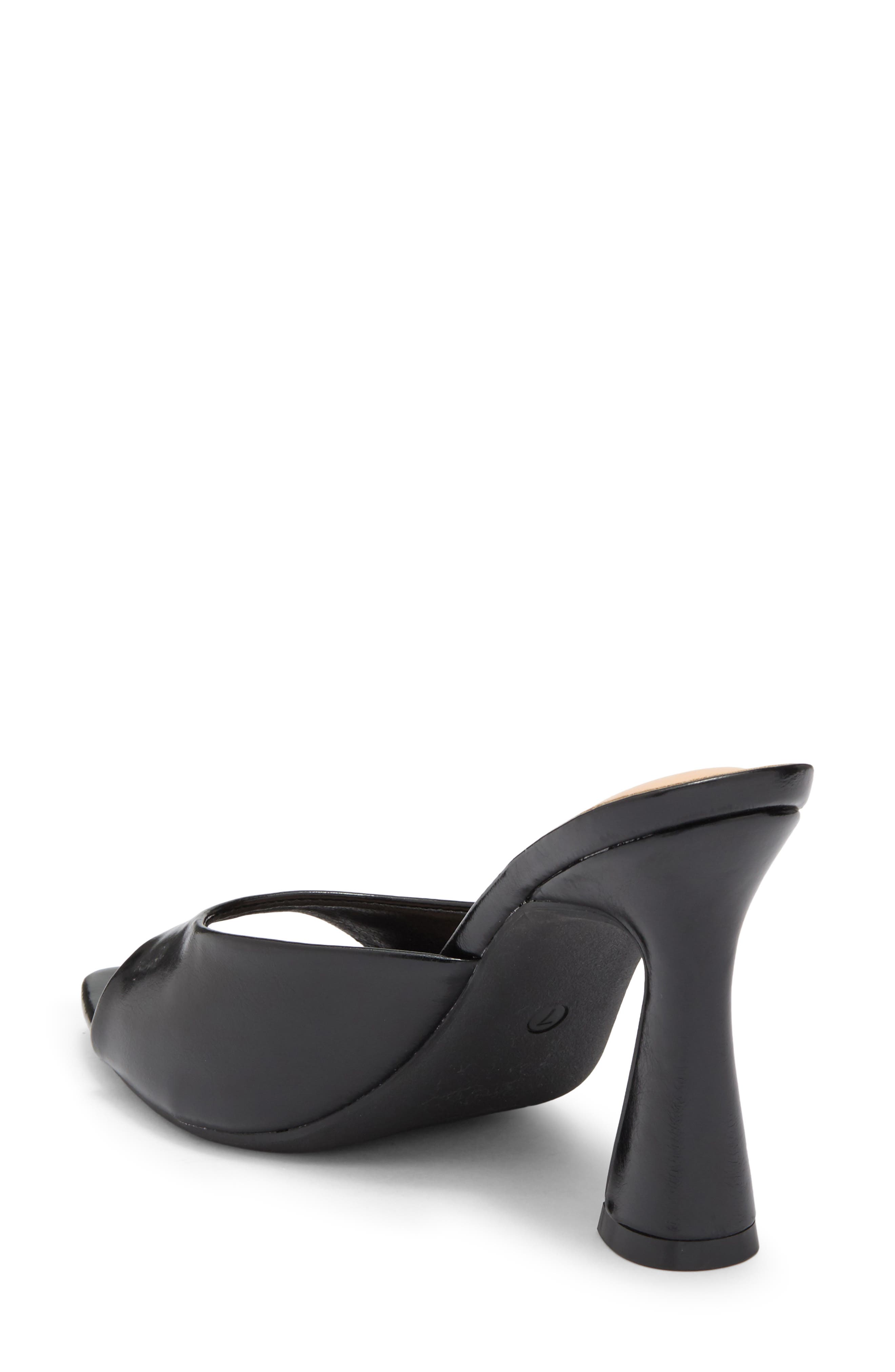 Naomi Sandal, Alternate, color, BLACK